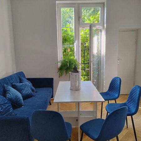 Urban Nest Apartments Brodowicza 14 Krakow Bagian luar foto